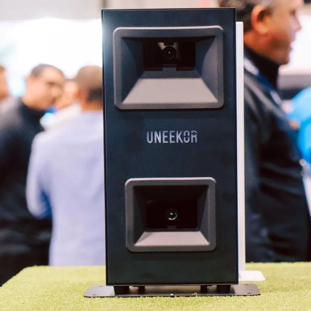 Uneekor EYE MINI Lite showcase